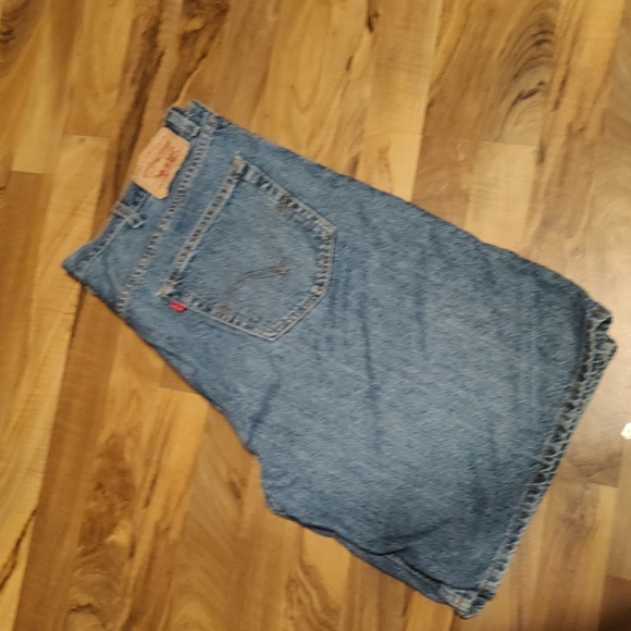 Levi's 550 relaxed Fit Shorts Sz 44 - Picture 2 of 6